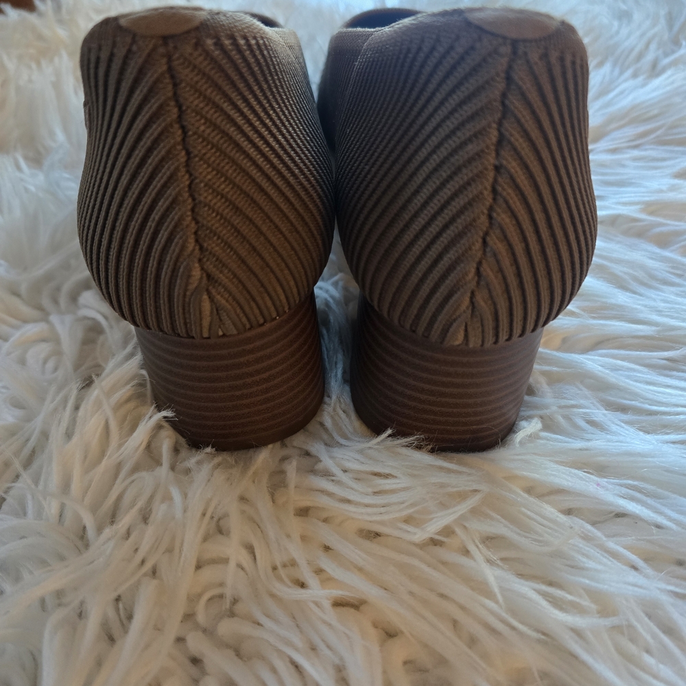 Vivaia Melody Pro Square-Toe Chunky Heels - Picture 4 of 8